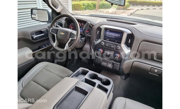 Ra Imported Chevrolet Silverado funfun Ọkọ̀ in Import - Dubai ni Ashanti Ra Imported Chevrolet Silverado funfun Ọkọ̀ in Import - Dubai ni Ashanti