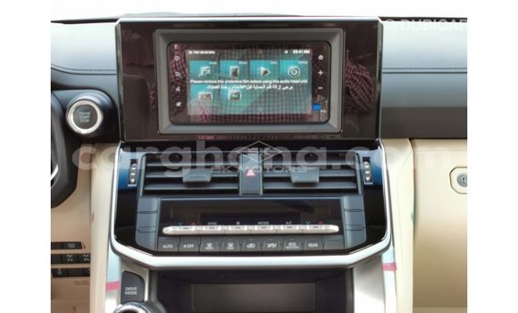Buy Import Toyota Land Cruiser White Car in Import - Dubai in Ashanti Buy Import Toyota Land Cruiser White Car in Import - Dubai in Ashanti