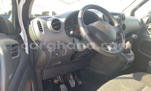 Ra Imported Peugeot Partner funfun Ọkọ̀ in Import - Dubai ni Ashanti Ra Imported Peugeot Partner funfun Ọkọ̀ in Import - Dubai ni Ashanti