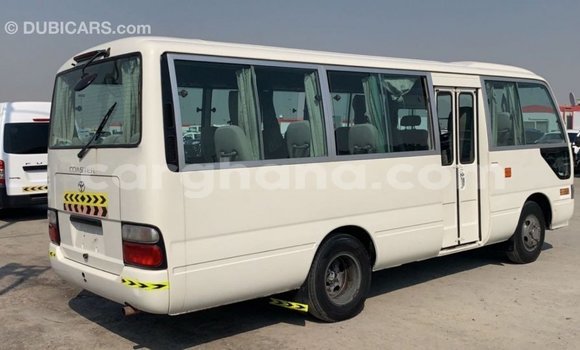 Sayi Imported Toyota Coaster White Mota in Import - Dubai a Ashanti Sayi Imported Toyota Coaster White Mota in Import - Dubai a Ashanti