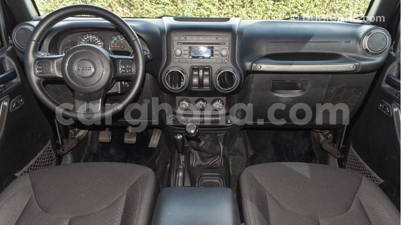 Big with watermark jeep wrangler ashanti import dubai 40237