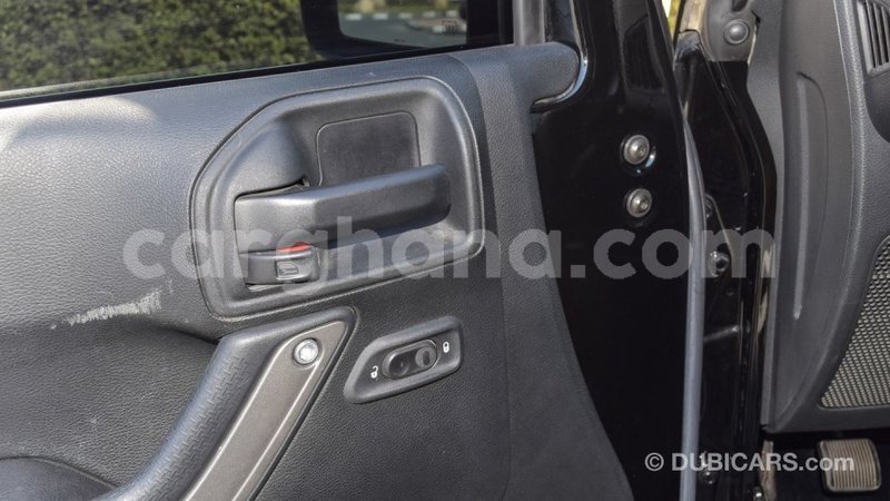 Big with watermark jeep wrangler ashanti import dubai 40237