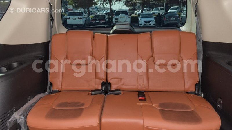 Big with watermark nissan patrol ashanti import dubai 40240