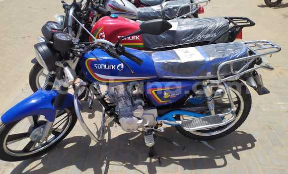 Ra Tuntun Bajaj Qute Blue Ọkọ̀ in Accra ni Greater Accra Ra Tuntun Bajaj Qute Blue Ọkọ̀ in Accra ni Greater Accra