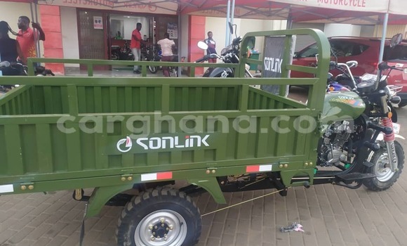 Ra Tuntun Bajaj Qute Blue Ọkọ̀ in Accra ni Greater Accra Ra Tuntun Bajaj Qute Blue Ọkọ̀ in Accra ni Greater Accra