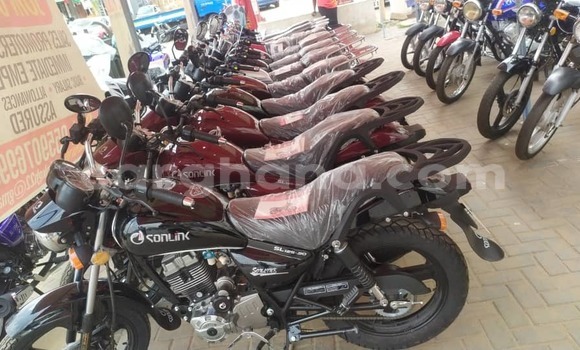 Ra Tuntun Bajaj Qute Blue Ọkọ̀ in Accra ni Greater Accra Ra Tuntun Bajaj Qute Blue Ọkọ̀ in Accra ni Greater Accra