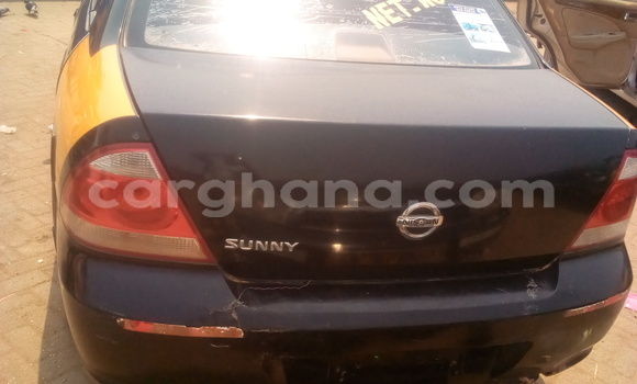 Ra Àlòkù Nissan Sunny Black Ọkọ̀ in Asikuma ni Aarin Ra Àlòkù Nissan Sunny Black Ọkọ̀ in Asikuma ni Aarin
