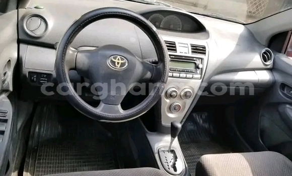 Ra Àlòkù Toyota Yaris Red Ọkọ̀ in Accra ni Greater Accra Ra Àlòkù Toyota Yaris Red Ọkọ̀ in Accra ni Greater Accra