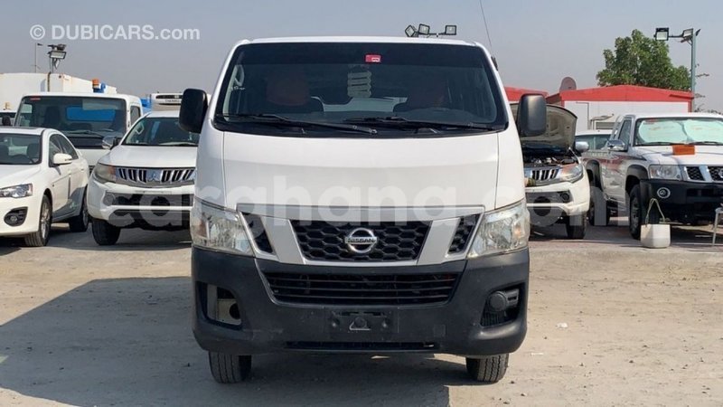 Big with watermark nissan urvan ashanti import dubai 40248