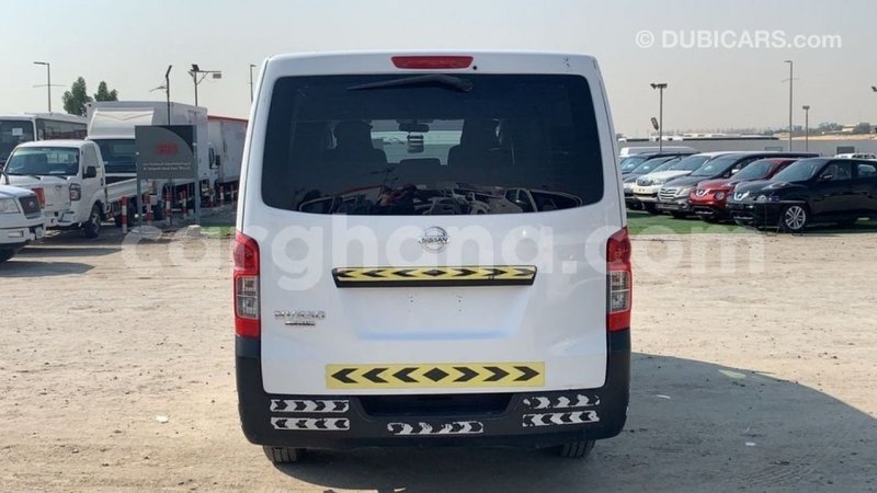 Big with watermark nissan urvan ashanti import dubai 40248