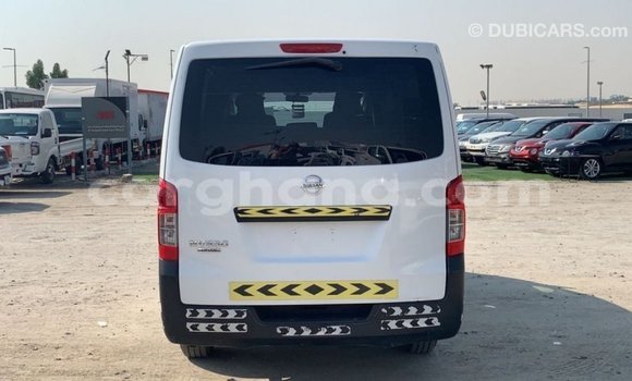 Ra Imported Nissan Urvan funfun Ọkọ̀ in Import - Dubai ni Ashanti Ra Imported Nissan Urvan funfun Ọkọ̀ in Import - Dubai ni Ashanti