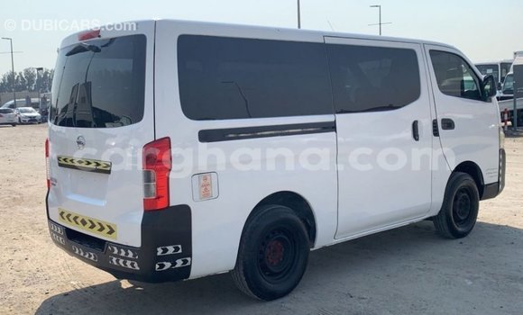 Ra Imported Nissan Urvan funfun Ọkọ̀ in Import - Dubai ni Ashanti Ra Imported Nissan Urvan funfun Ọkọ̀ in Import - Dubai ni Ashanti