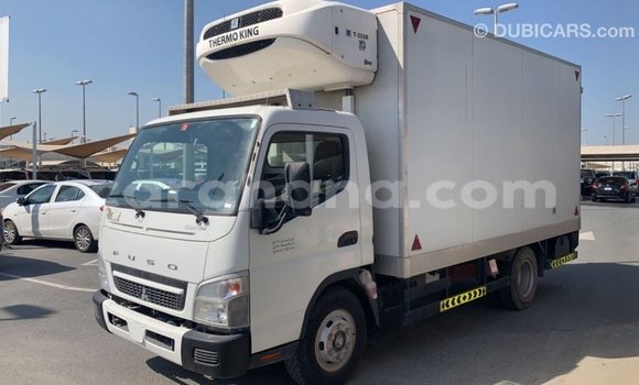 Ra Imported Mitsubishi i funfun Ọkọ̀ in Import - Dubai ni Ashanti Ra Imported Mitsubishi i funfun Ọkọ̀ in Import - Dubai ni Ashanti