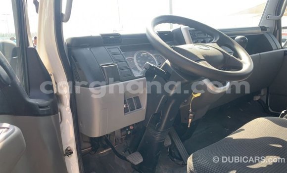 Ra Imported Mitsubishi i funfun Ọkọ̀ in Import - Dubai ni Ashanti Ra Imported Mitsubishi i funfun Ọkọ̀ in Import - Dubai ni Ashanti