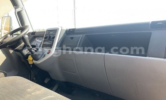 Ra Imported Mitsubishi i funfun Ọkọ̀ in Import - Dubai ni Ashanti Ra Imported Mitsubishi i funfun Ọkọ̀ in Import - Dubai ni Ashanti