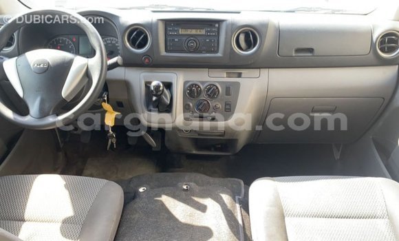 Ra Imported Mitsubishi Van funfun Ọkọ̀ akẹ́rù ńlá in Import - Dubai ni Ashanti Ra Imported Mitsubishi Van funfun Ọkọ̀ akẹ́rù ńlá in Import - Dubai ni Ashanti