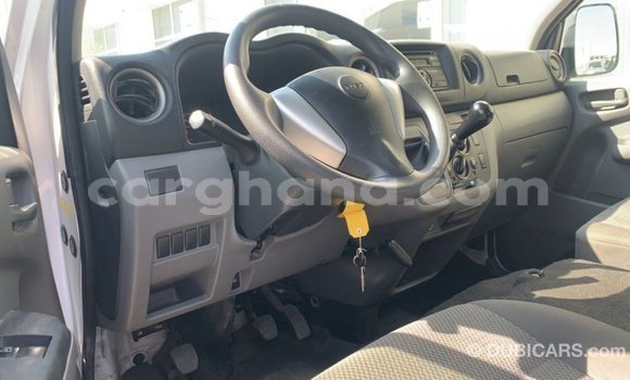 Ra Imported Mitsubishi Van funfun Ọkọ̀ akẹ́rù ńlá in Import - Dubai ni Ashanti Ra Imported Mitsubishi Van funfun Ọkọ̀ akẹ́rù ńlá in Import - Dubai ni Ashanti
