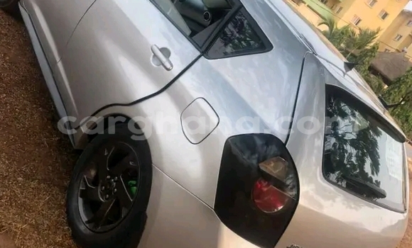 Ra Àlòkù Pontiac Vibe Silver Ọkọ̀ in Accra ni Greater Accra Ra Àlòkù Pontiac Vibe Silver Ọkọ̀ in Accra ni Greater Accra