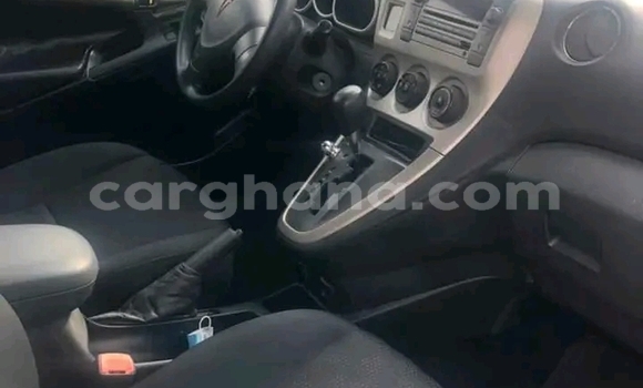 Ra Àlòkù Pontiac Vibe Silver Ọkọ̀ in Accra ni Greater Accra Ra Àlòkù Pontiac Vibe Silver Ọkọ̀ in Accra ni Greater Accra