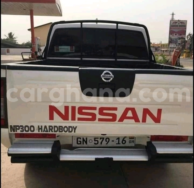 Big with watermark nissan hardbody greater accra accra 40285