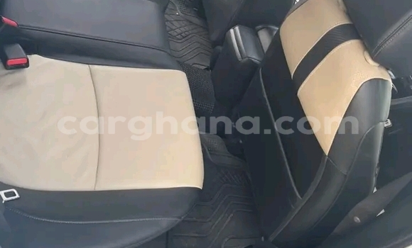 Ra Àlòkù Honda Civic funfun Ọkọ̀ in Accra ni Greater Accra Ra Àlòkù Honda Civic funfun Ọkọ̀ in Accra ni Greater Accra