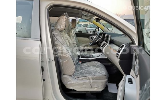 Buy Import Kia Sorento White Car in Import - Dubai in Ashanti Buy Import Kia Sorento White Car in Import - Dubai in Ashanti
