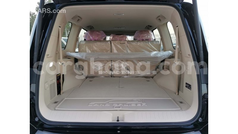 Big with watermark toyota land cruiser ashanti import dubai 40299