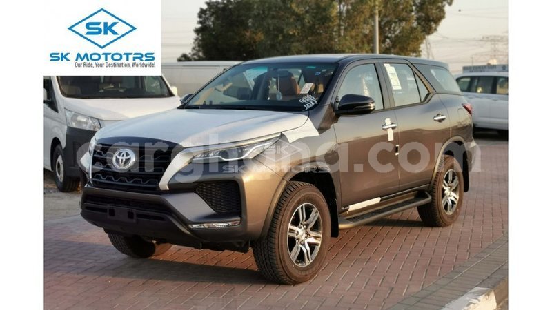 Big with watermark toyota fortuner ashanti import dubai 40301