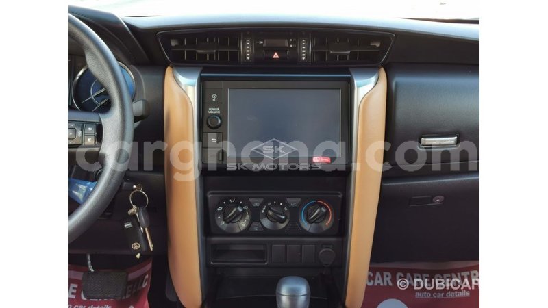 Big with watermark toyota fortuner ashanti import dubai 40302