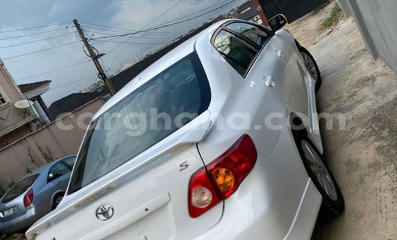 Ra Àlòkù Toyota Corolla funfun Ọkọ̀ in Sekondi–Takoradi Metropolitan ni Oorun Ra Àlòkù Toyota Corolla funfun Ọkọ̀ in Sekondi–Takoradi Metropolitan ni Oorun