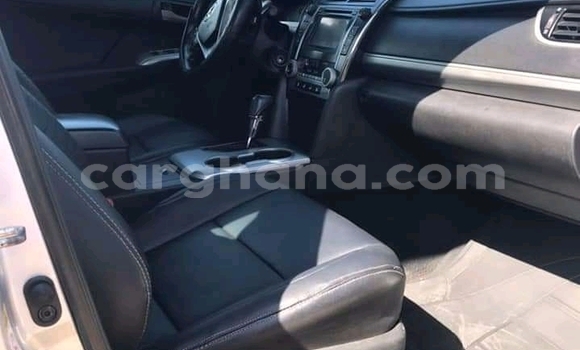 Ra Àlòkù Toyota Corolla Silver Ọkọ̀ in Accra ni Greater Accra Ra Àlòkù Toyota Corolla Silver Ọkọ̀ in Accra ni Greater Accra