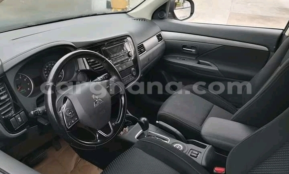 Ra Àlòkù Mitsubishi Outlander Miiran Ọkọ̀ in Accra ni Greater Accra Ra Àlòkù Mitsubishi Outlander Miiran Ọkọ̀ in Accra ni Greater Accra