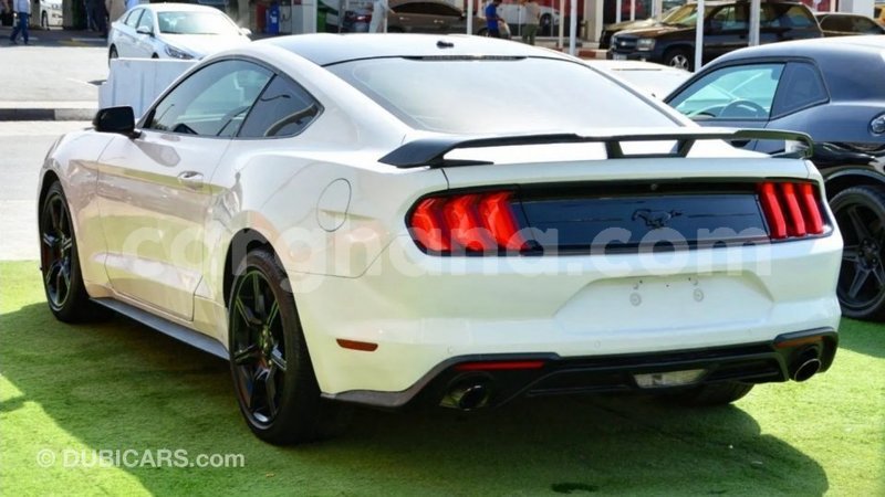 Big with watermark ford mustang ashanti import dubai 40350