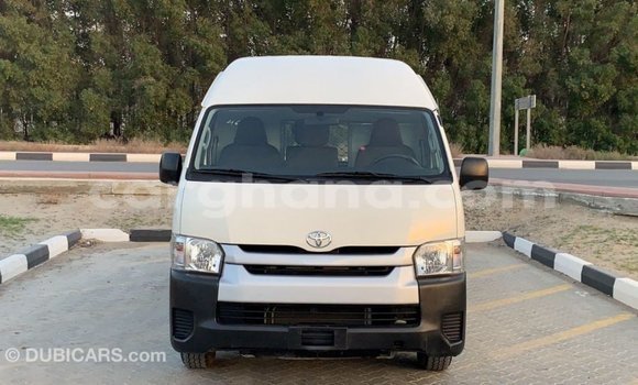 Ra Imported Toyota Hiace funfun Ọkọ̀ in Import - Dubai ni Ashanti Ra Imported Toyota Hiace funfun Ọkọ̀ in Import - Dubai ni Ashanti