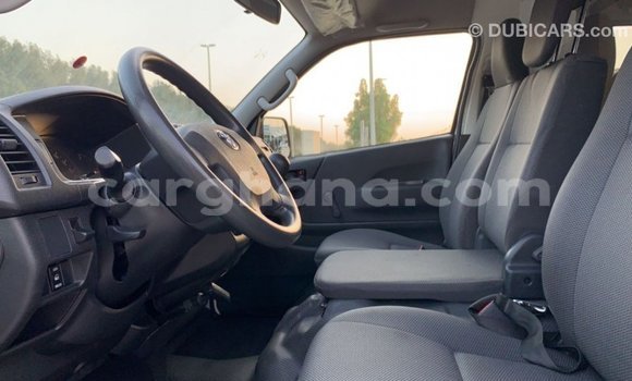 Ra Imported Toyota Hiace funfun Ọkọ̀ in Import - Dubai ni Ashanti Ra Imported Toyota Hiace funfun Ọkọ̀ in Import - Dubai ni Ashanti