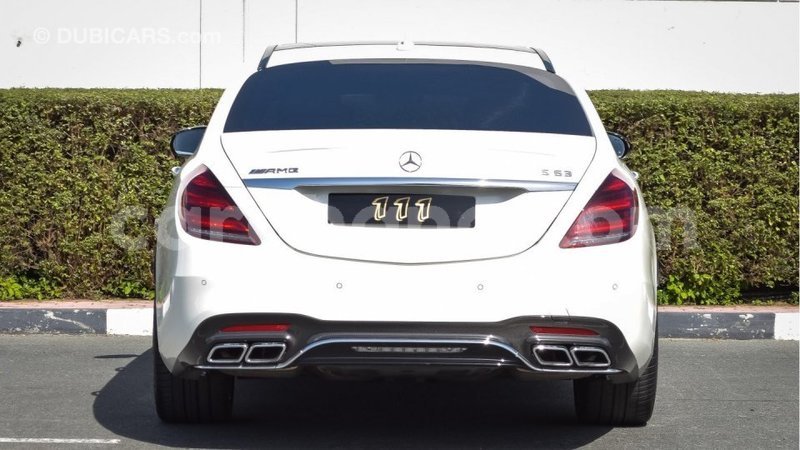 Big with watermark mercedes benz a200 ashanti import dubai 40353