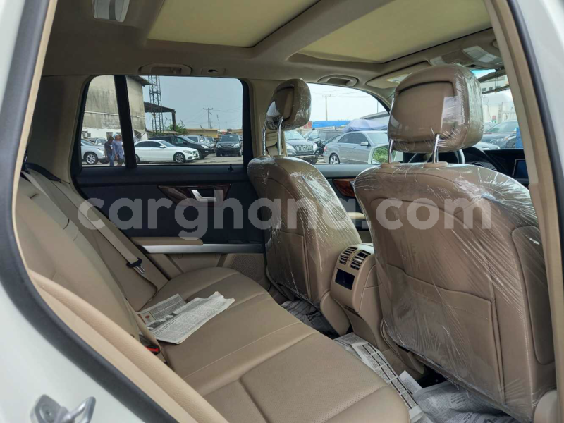 Big with watermark mercedes benz glk class greater accra tema 40386