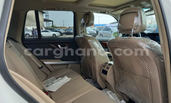 Sayi Na hannu Mercedes‒Benz GLK–Class White Mota in Tema a Greater Accra Sayi Na hannu Mercedes‒Benz GLK–Class White Mota in Tema a Greater Accra
