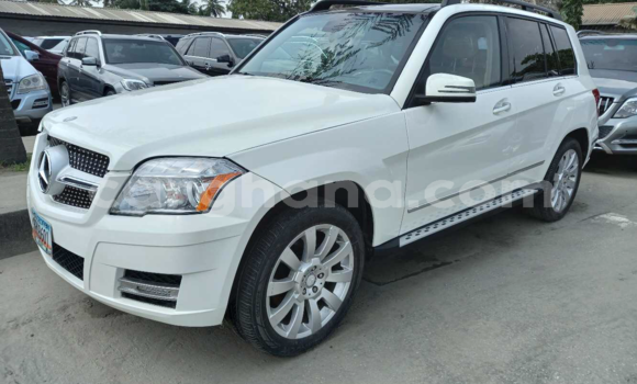 Sayi Na hannu Mercedes‒Benz GLK–Class White Mota in Tema a Greater Accra Sayi Na hannu Mercedes‒Benz GLK–Class White Mota in Tema a Greater Accra