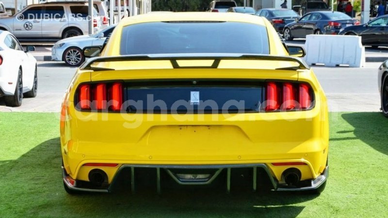 Big with watermark ford mustang ashanti import dubai 40400