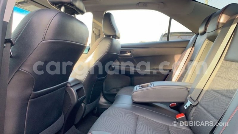 Big with watermark toyota camry ashanti import dubai 40403