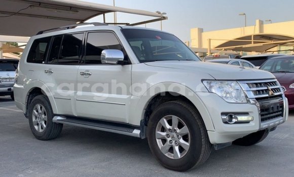 Ra Imported Mitsubishi Pajero funfun Ọkọ̀ in Import - Dubai ni Ashanti Ra Imported Mitsubishi Pajero funfun Ọkọ̀ in Import - Dubai ni Ashanti