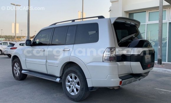 Ra Imported Mitsubishi Pajero funfun Ọkọ̀ in Import - Dubai ni Ashanti Ra Imported Mitsubishi Pajero funfun Ọkọ̀ in Import - Dubai ni Ashanti