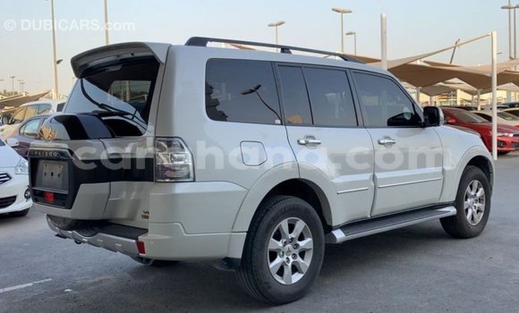 Ra Imported Mitsubishi Pajero funfun Ọkọ̀ in Import - Dubai ni Ashanti Ra Imported Mitsubishi Pajero funfun Ọkọ̀ in Import - Dubai ni Ashanti