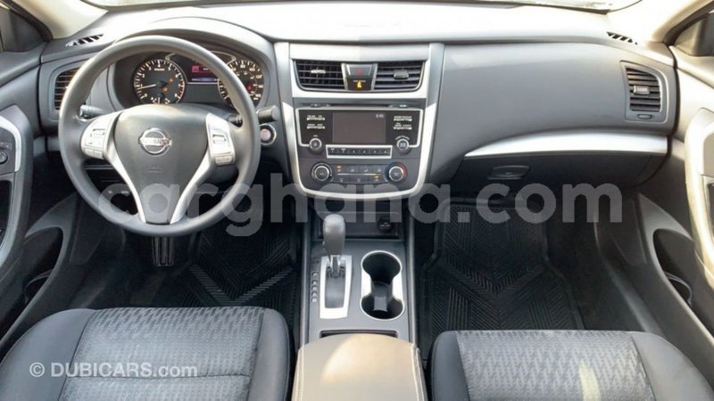 Big with watermark nissan altima ashanti import dubai 40405