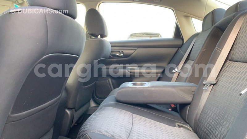 Big with watermark nissan altima ashanti import dubai 40405