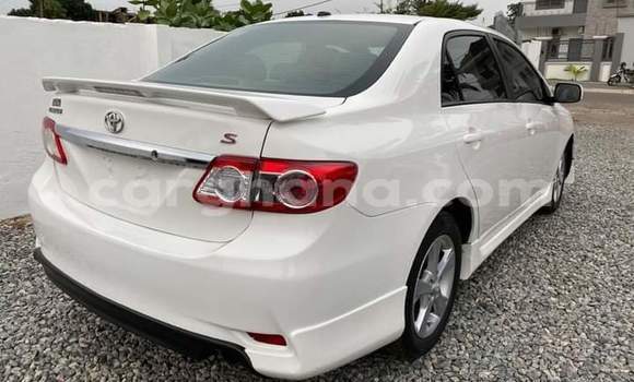 Buy Used Toyota Corolla White Car in Accra in Greater Accra Buy Used Toyota Corolla White Car in Accra in Greater Accra