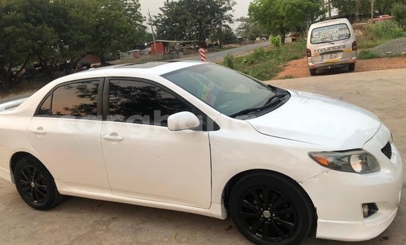 Buy Used Toyota Corolla White Car in Sekondi–Takoradi Metropolitan in Western Buy Used Toyota Corolla White Car in Sekondi–Takoradi Metropolitan in Western