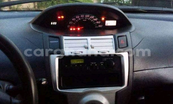 Buy Used Toyota Vitz White Car in Accra in Greater Accra