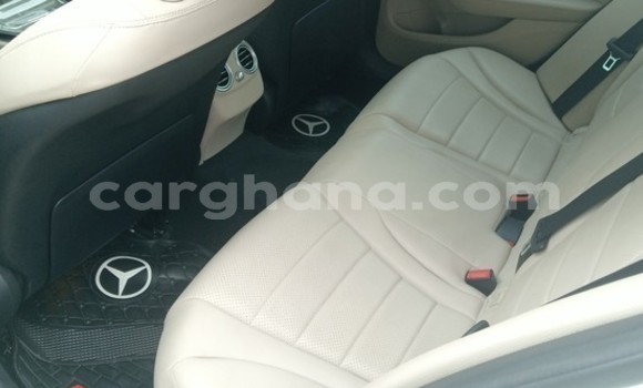 Sayi Na hannu Mercedes‒Benz C–Class White Mota in Tema a Greater Accra Sayi Na hannu Mercedes‒Benz C–Class White Mota in Tema a Greater Accra